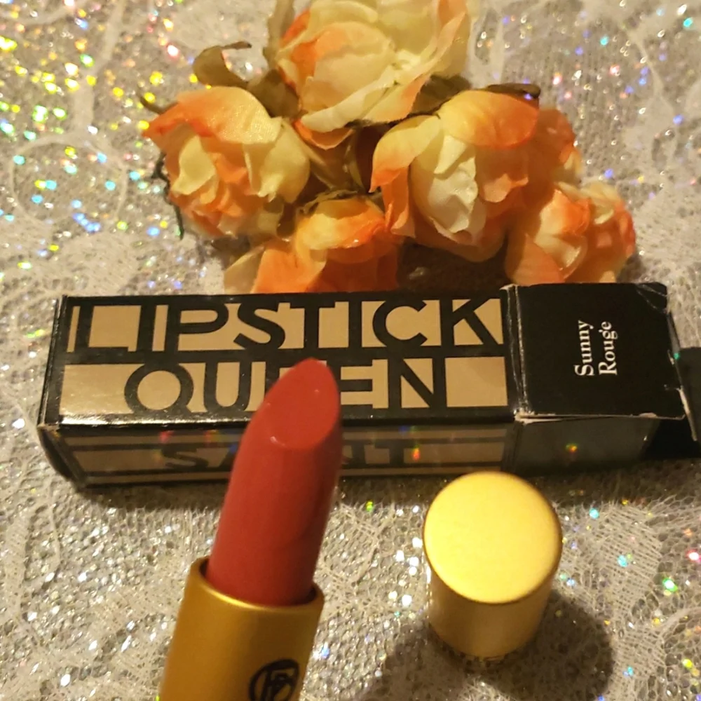 ❇️🧚‍♀️SUNNY ROUGE SAINT Lipstick Queen DISCONTINUED Lipstick NWT